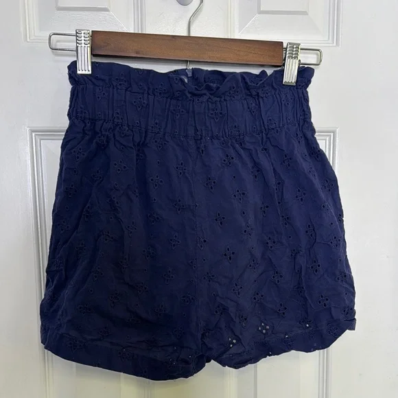 Mi Ami High Waist Blue Shorts with Textured Knit - Picture 5 of 7
